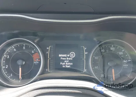 2020 Jeep Cherokee Latitude Plus z USA, uszkodzony, nr VIN 1C4PJMLB8LD510402